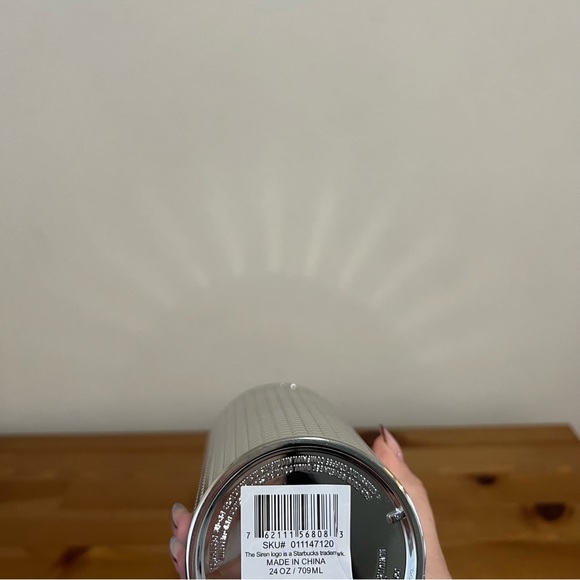 NWT Venti Silver Starbucks Cup ✨ - Picture 4 of 4